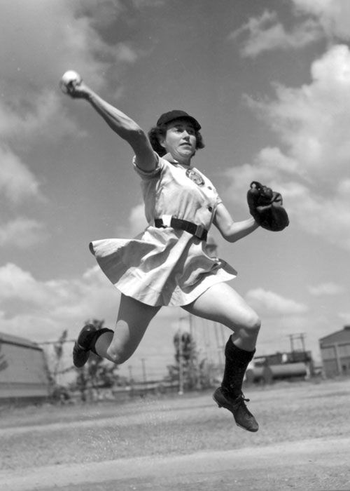 May 9, 1948: Springfield Sallies drop inaugural game as AAGPBL's overhand  pitching era begins – Society for American Baseball Research